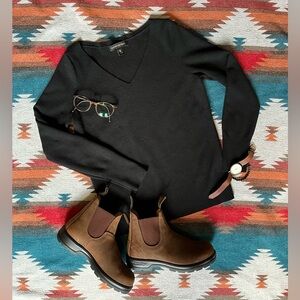 Banana Republic Black V-Neck LENZING ECOVERO Sweater.